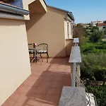 Mareta Апартаменты *