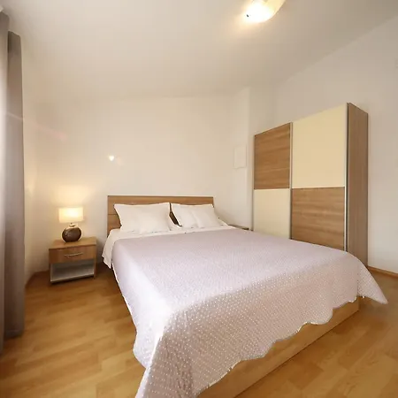 Apartament Mareta