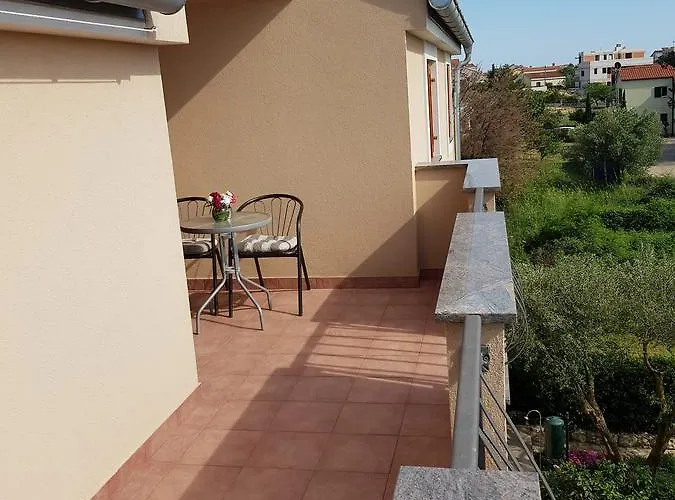 Mareta Apartment *