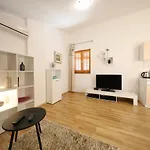 شقة Mareta زادار